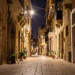 Charming Close To Seafront Il-Birgu