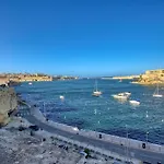 Apartment Charming Close To Seafront *