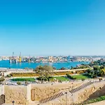 Charming Close To Seafront * Birgu