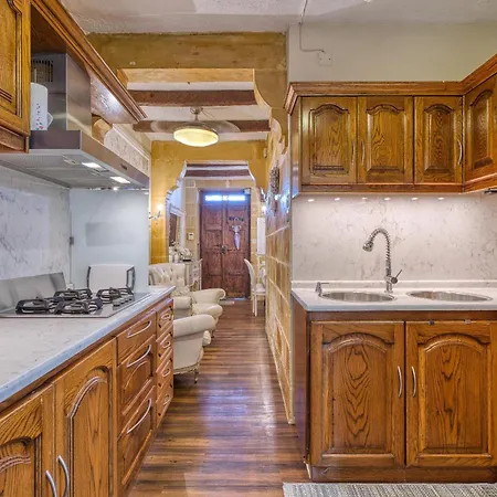 Apartment Wake Up To Harbour Views, Birgu Seafront 2Br