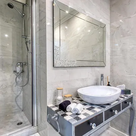 Wake Up To Harbour Views, Birgu Seafront 2Br Apartment *