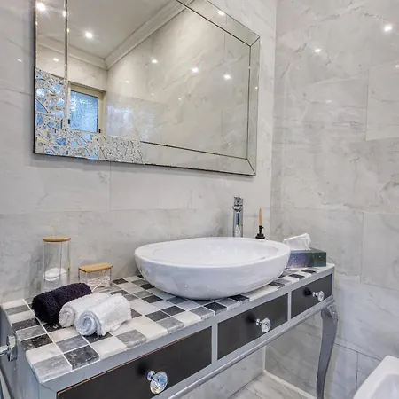 Wake Up To Harbour Views, Birgu Seafront 2Br * Birgu