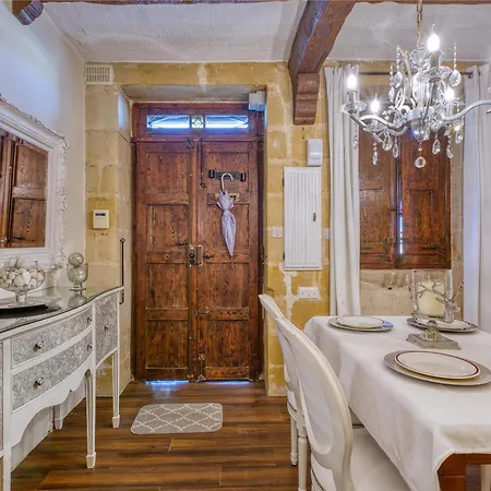 Wake Up To Harbour Views, Birgu Seafront 2Br *