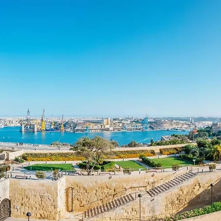 Wake Up To Harbour Views, Birgu Seafront 2Br * Birgu